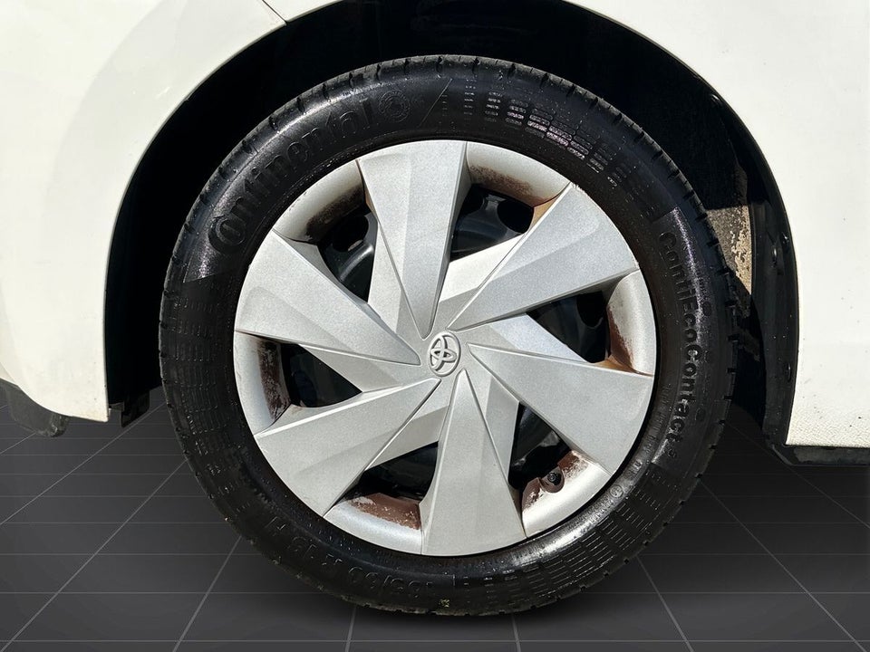 Toyota Aygo 1,0 VVT-i x-play x-touch 5d