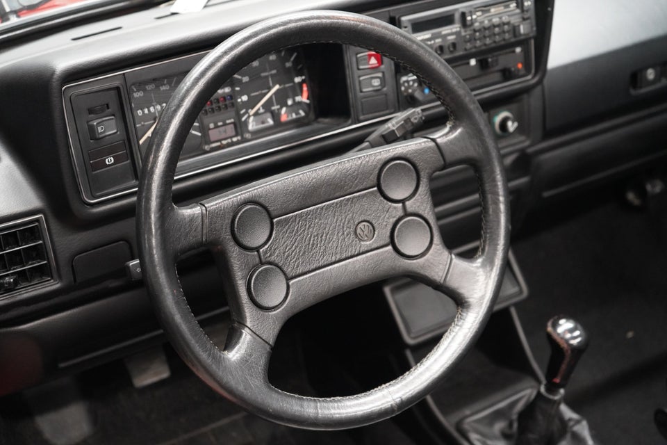 VW Golf I 1,8 Karmann Cabriolet 2d