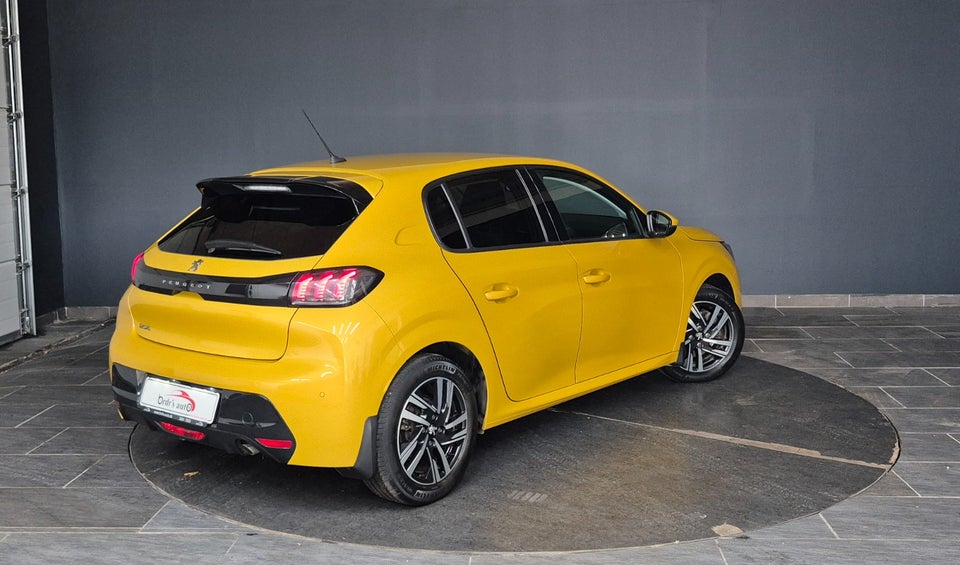 Peugeot 208 1,2 PureTech 100 Allure EAT8 5d