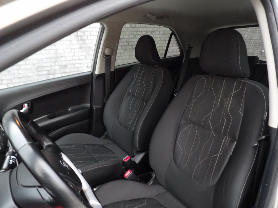 Kia Picanto 1,0 Limited 5d