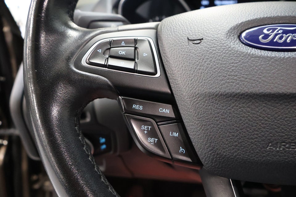 Ford Focus 1,0 EcoBoost Titanium stc. aut. 5d