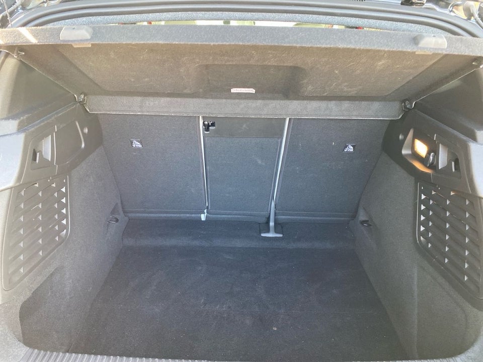Renault Scenic E-Tech 87 Iconic 5d