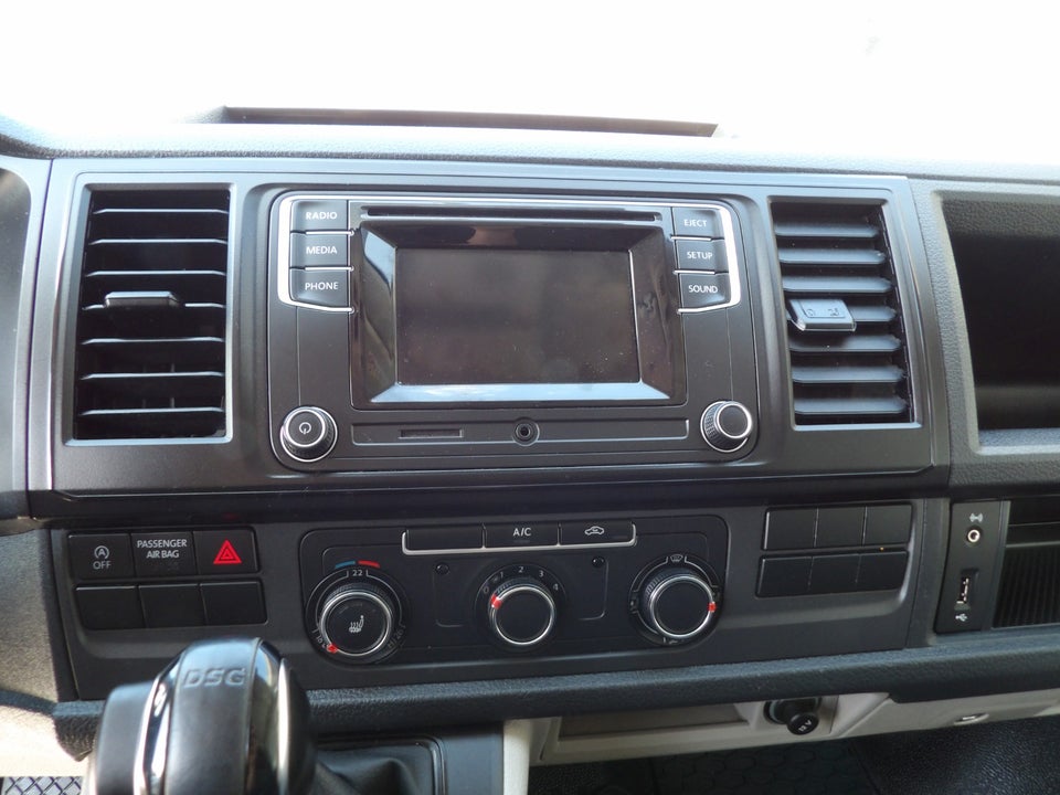 VW Transporter 2,0 TDi 150 Kassevogn DSG lang
