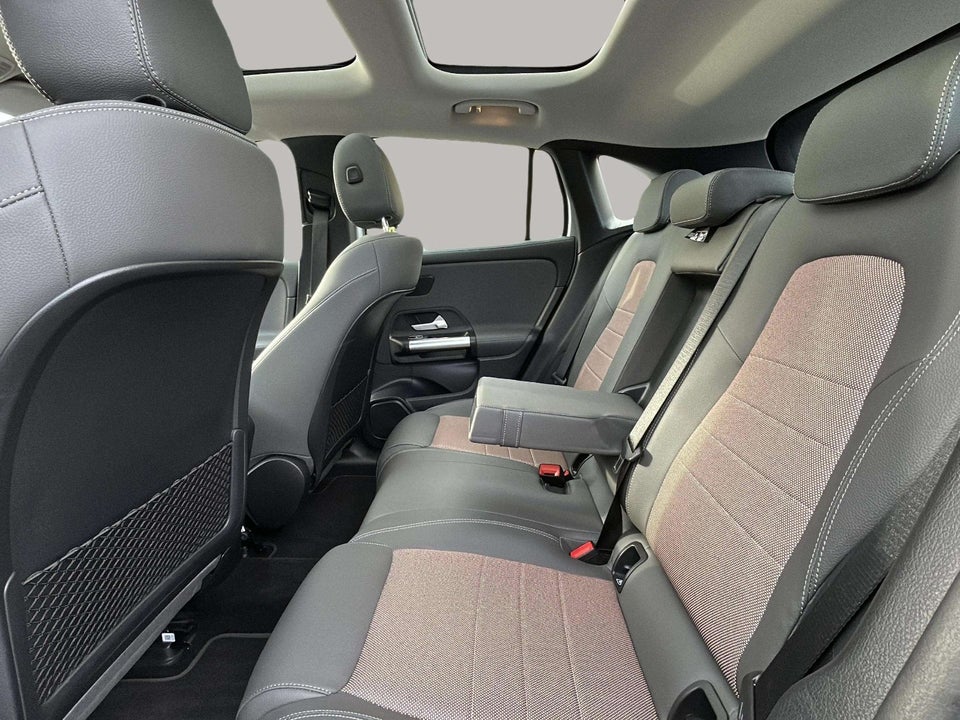 Mercedes EQA250+ Electric Art 5d