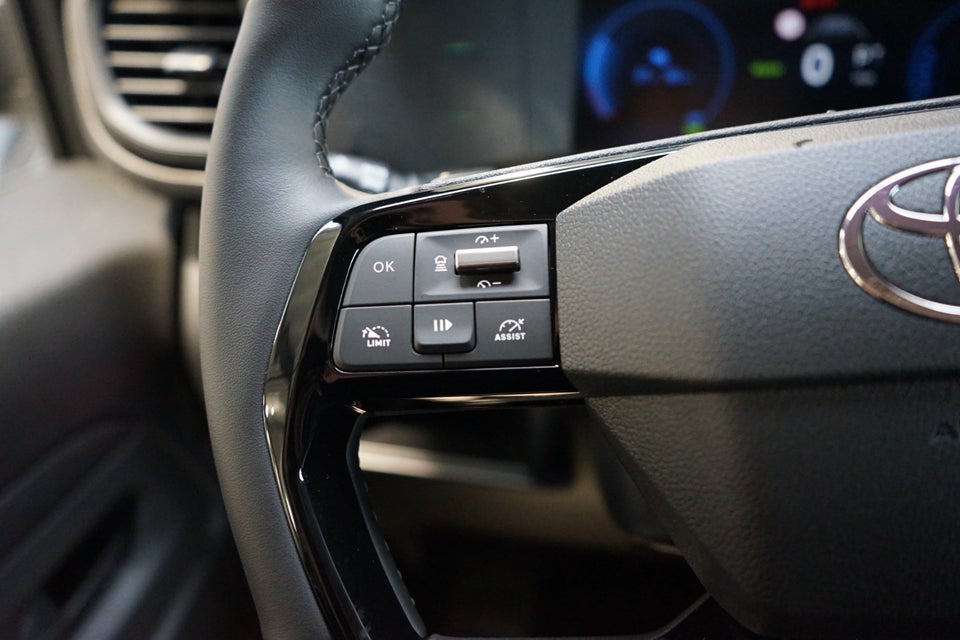 Toyota ProAce 75 Long Comfort Master+