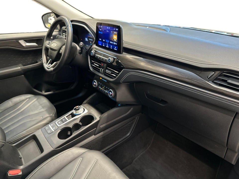 Ford Kuga 2,5 PHEV Vignale CVT 5d