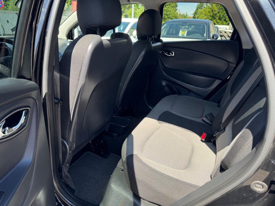 Renault Captur 0,9 TCe 90 Expression 5d