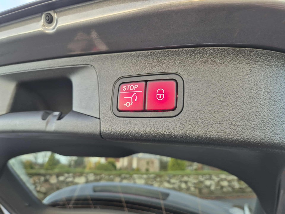 Mercedes EQA300 AMG Line 4Matic 5d