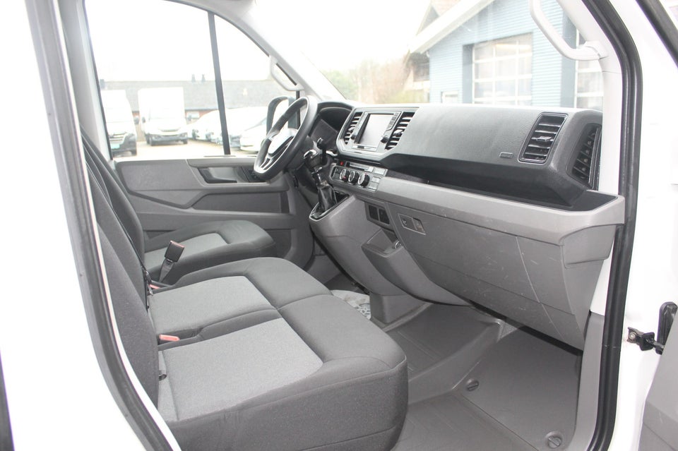 VW Crafter 30 2,0 TDi 177 Kassevogn L3H2 4Motion