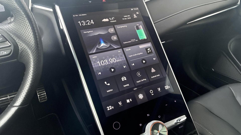 MG Marvel R Luxury 5d