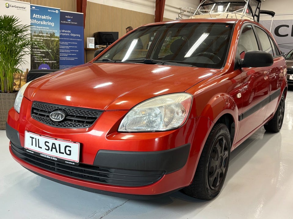 Kia Rio 1,4 Exclusive 5d