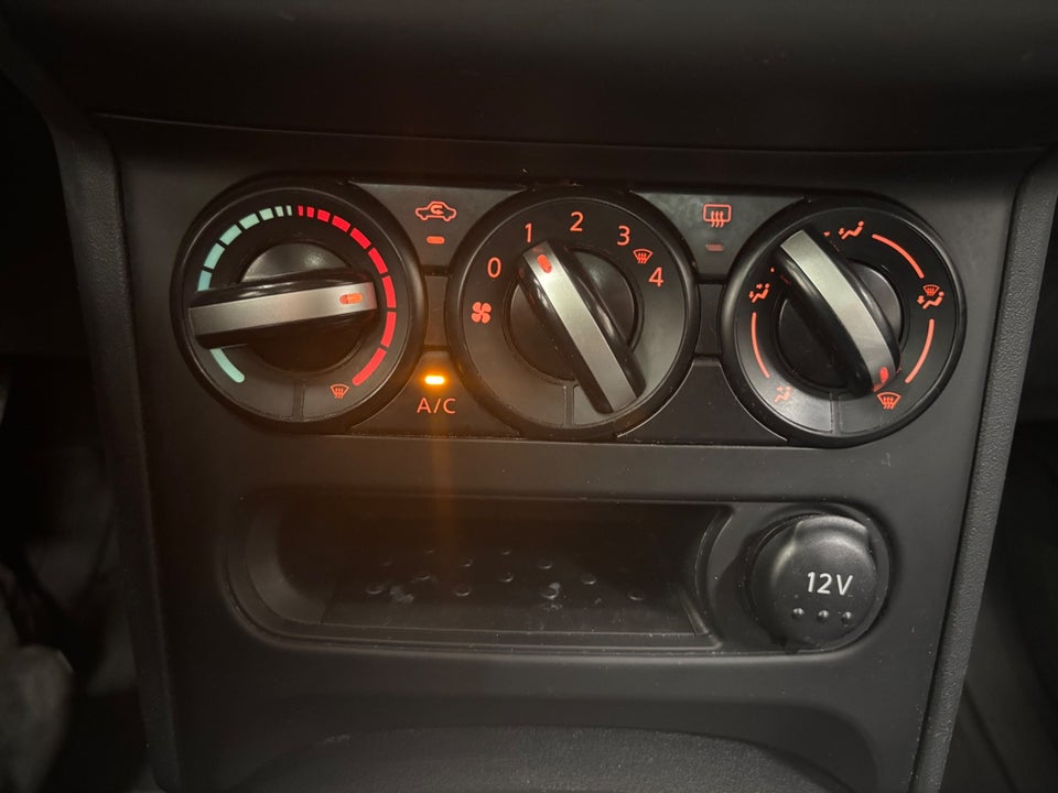 Nissan Qashqai+2 1,6 Tekna 7prs 5d