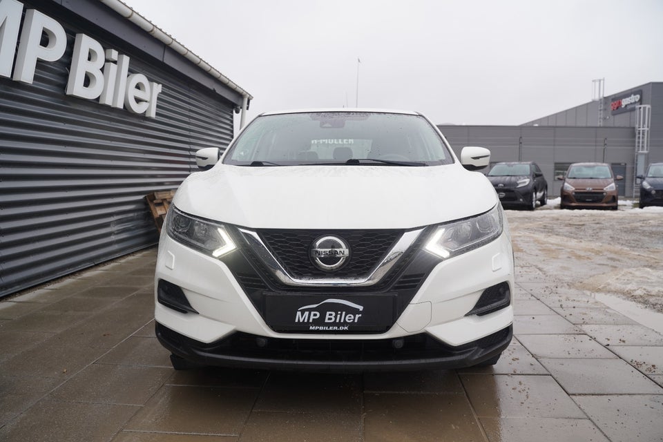 Nissan Qashqai 1,2 Dig-T 115 Acenta 5d