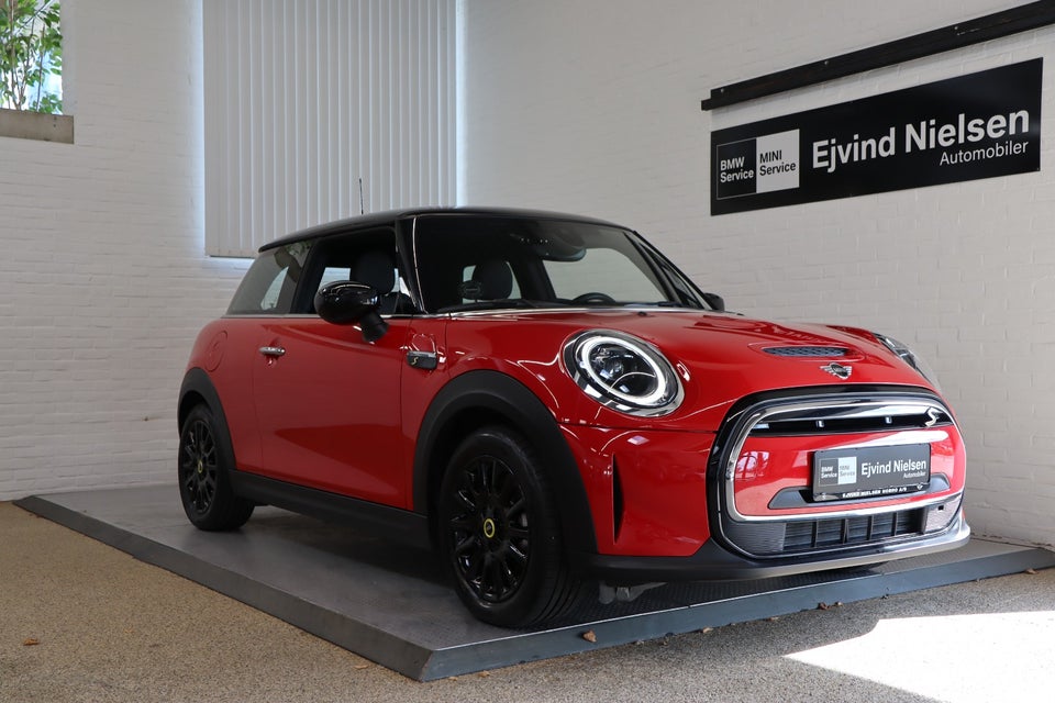 MINI Cooper SE Classic Trim 3d