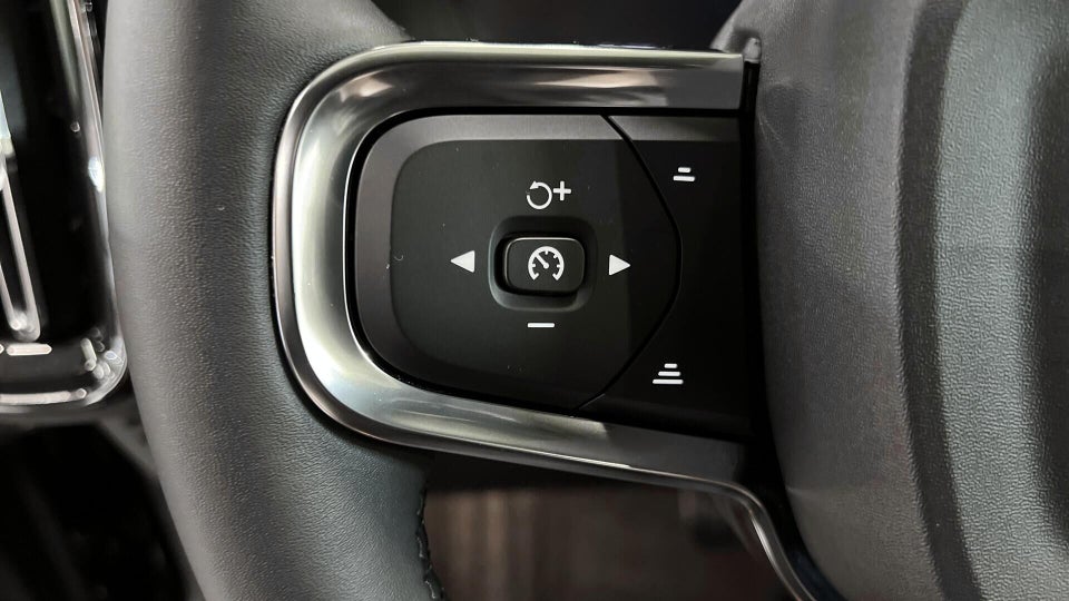 Volvo XC40 P6 ReCharge Core 5d