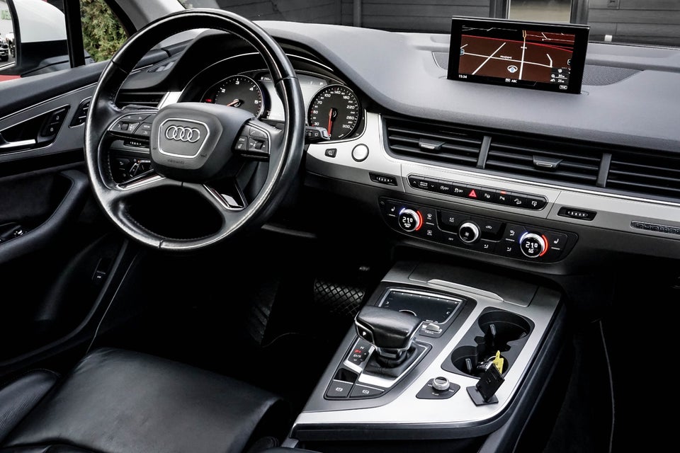Audi Q7 3,0 TDi 272 quattro Tiptr. Van 5d