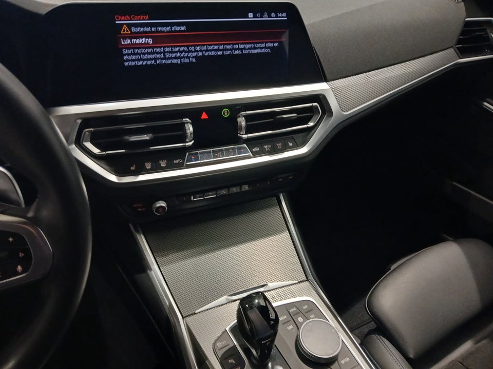 BMW 330i 2,0 Touring M-Sport aut. 5d