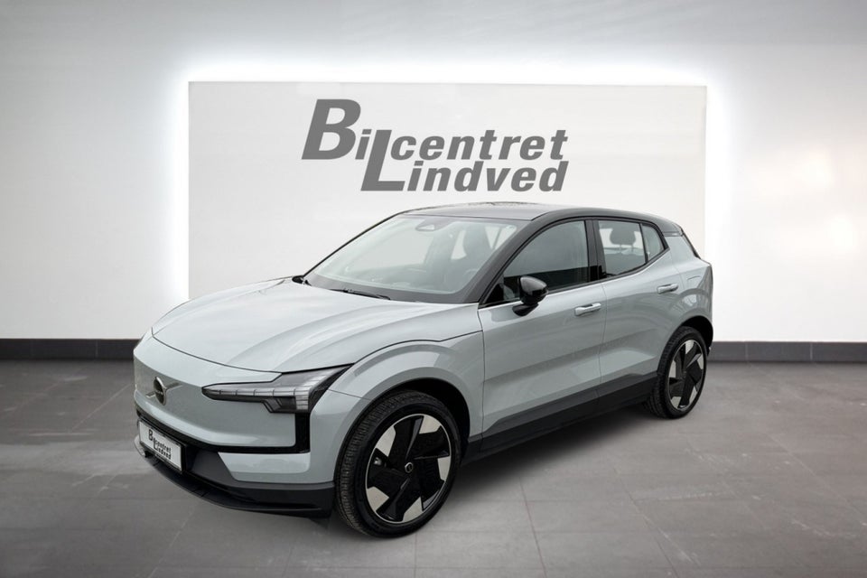 Volvo EX30 Extended Range Plus 5d