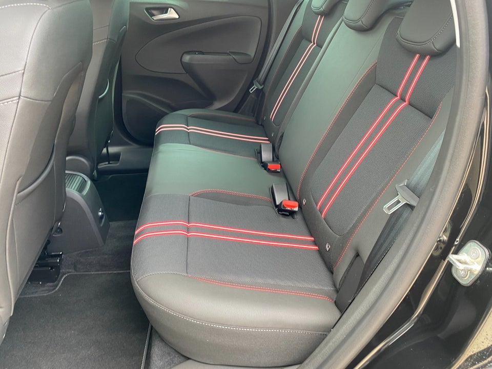 Opel Crossland 1,2 T 130 Sport Ltd. aut. 5d