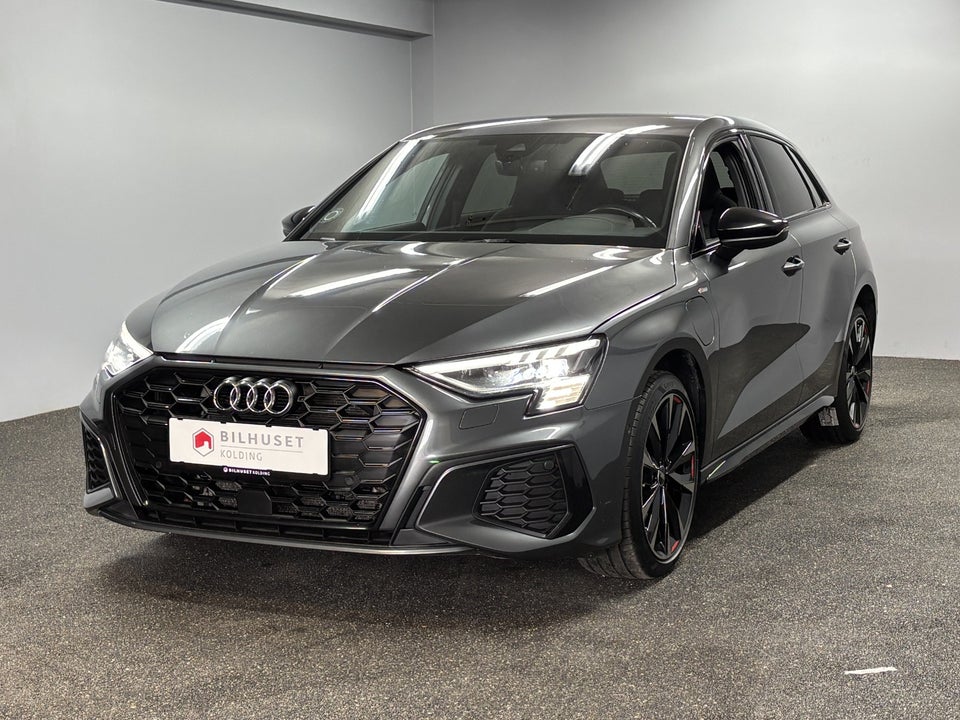 Audi A3 45 TFSi e S-line Sportback S-tr. 5d