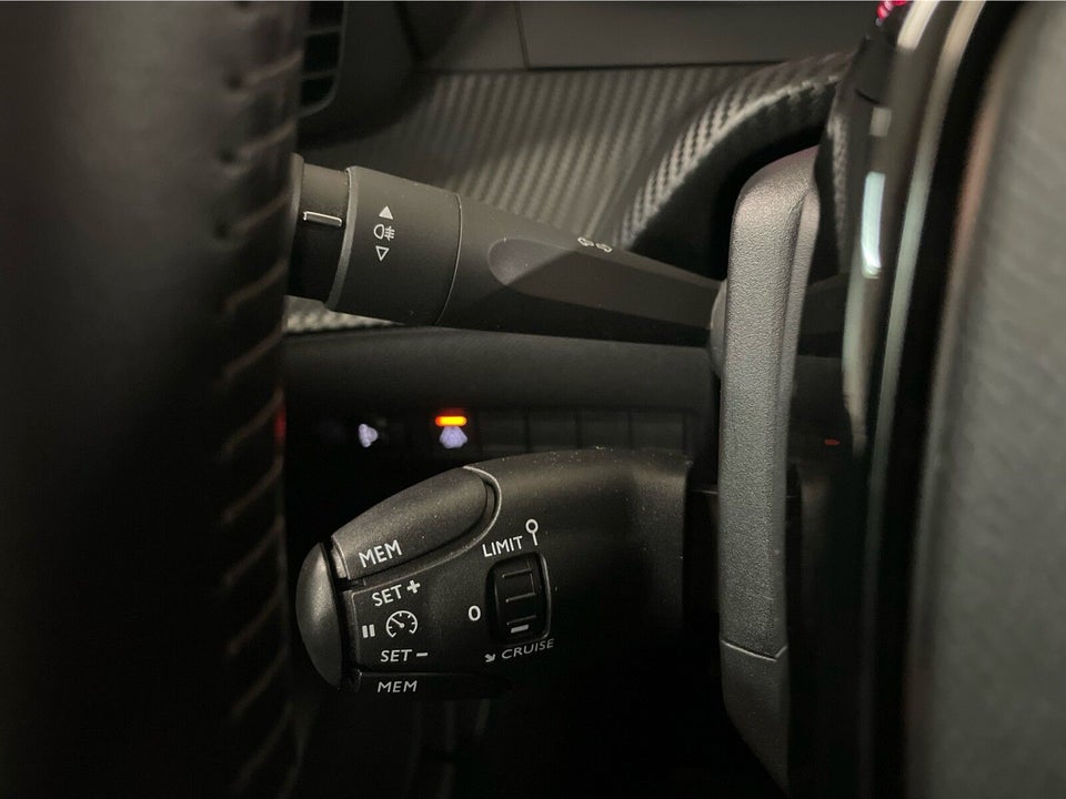 Peugeot 208 1,2 PureTech 100 Evolution 5d