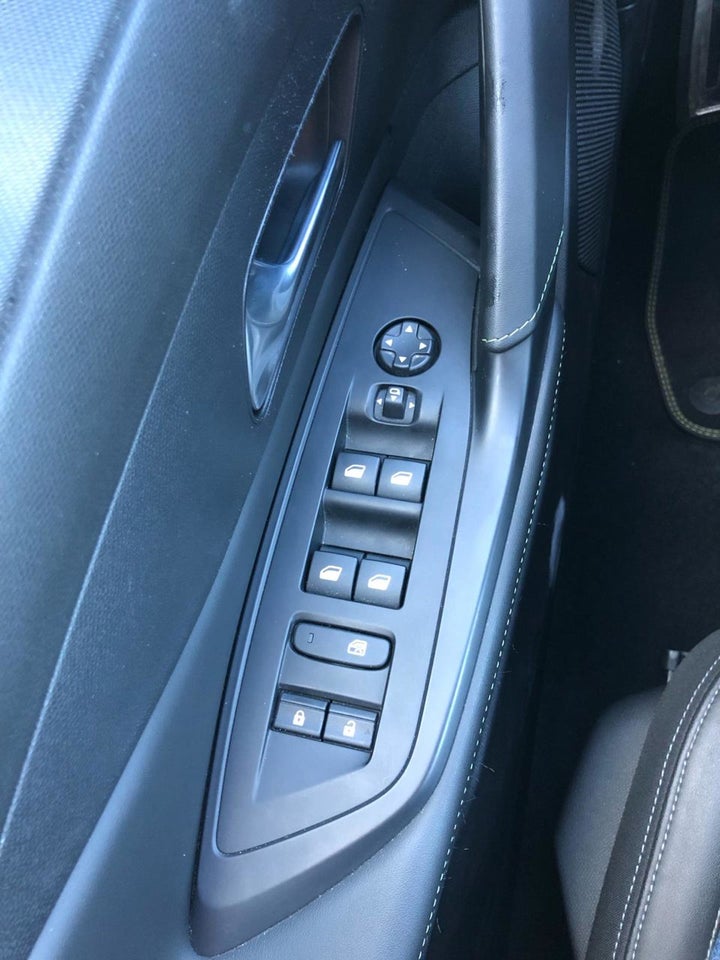 Peugeot e-308 54 First Edition 5d