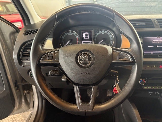 Skoda Fabia 1,0 TSi 110 Ambition Combi DSG 5d