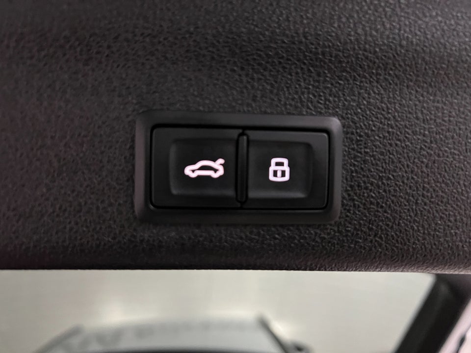 Audi A6 55 TFSi e S-line Avant quattro S-tr. 5d