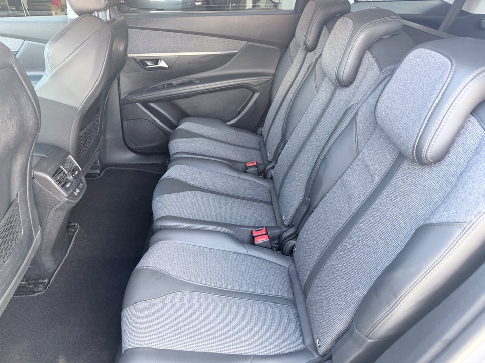 Peugeot 5008 1,5 BlueHDi 130 Allure EAT8 7prs 5d