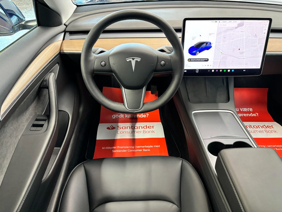 Tesla Model 3 Long Range AWD 4d