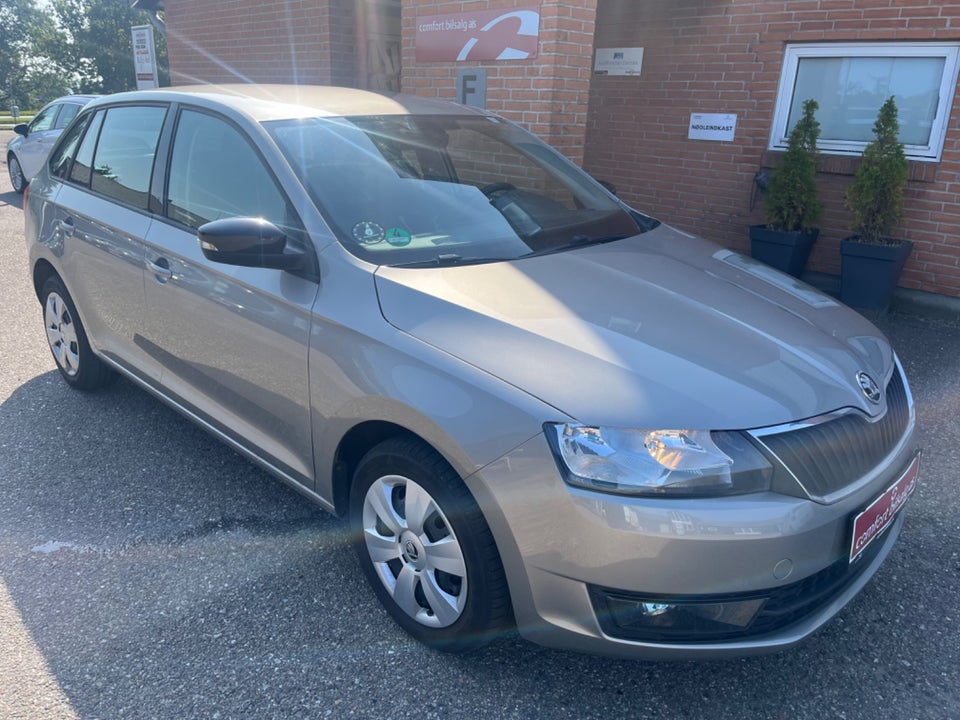 Skoda Rapid 1,2 TSi 90 Style Spaceback 5d