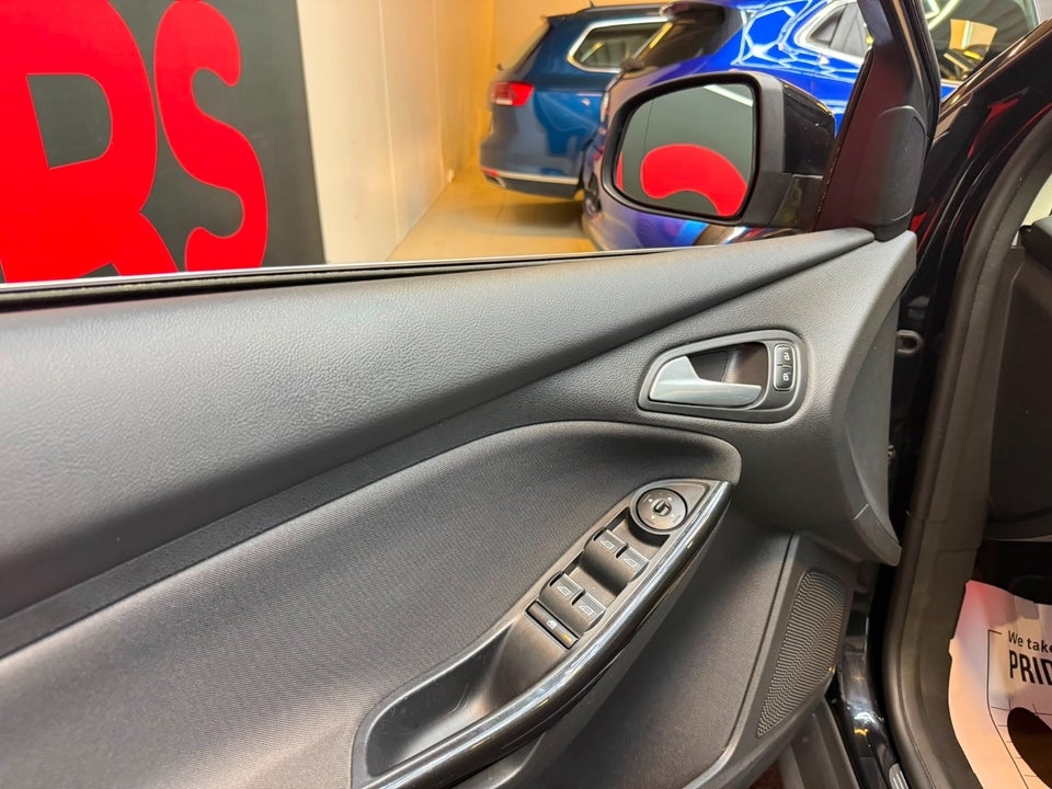 Ford Focus 1,0 SCTi 125 Titanium stc. 5d