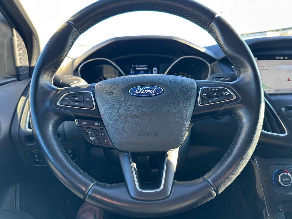 Ford Focus 1,0 SCTi 125 Titanium Fun stc. 5d