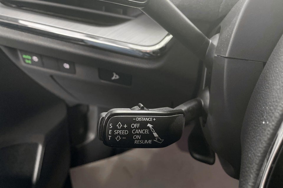 Skoda Enyaq 50 iV Loft 5d