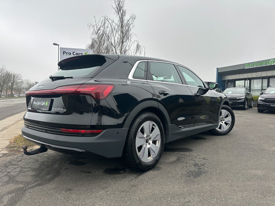Audi e-tron 50 quattro 5d