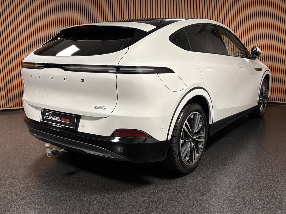 Xpeng G6 Performance 5d