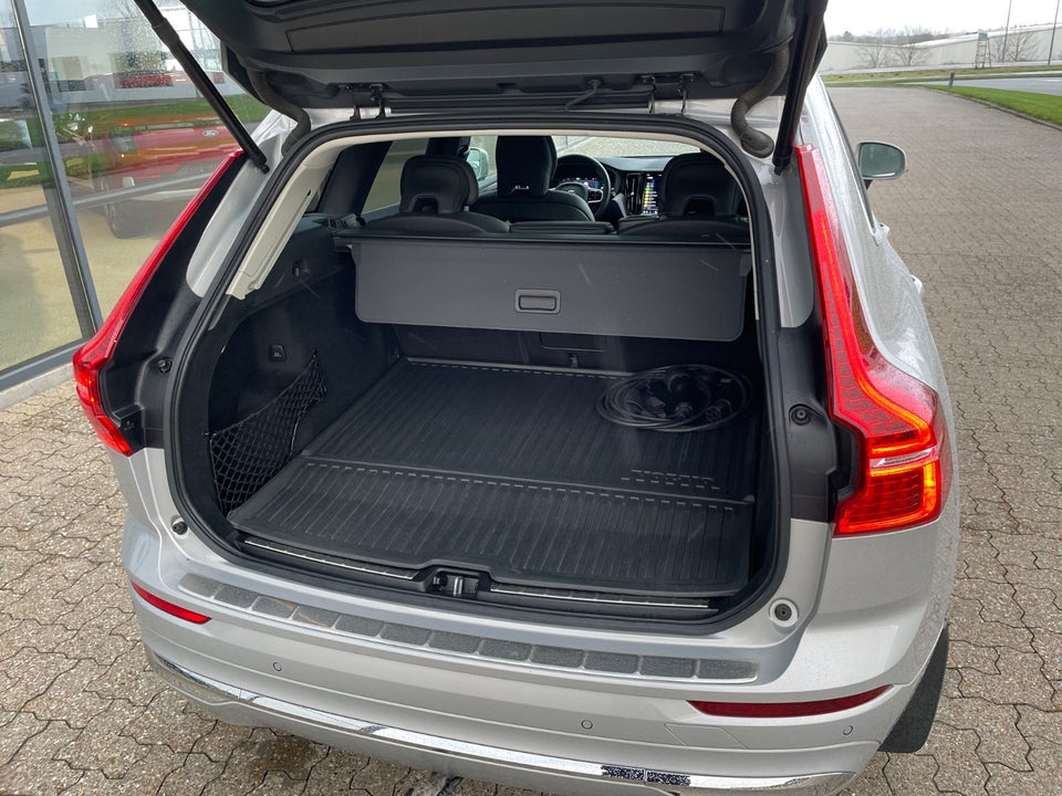 Volvo XC60 2,0 T8 ReCharge Inscription aut. AWD 5d