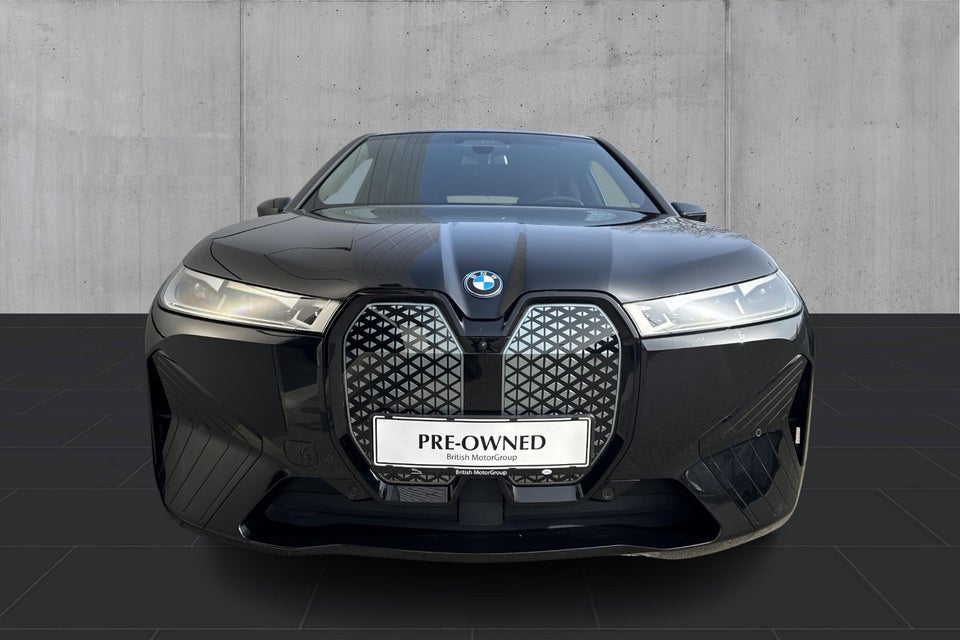 BMW iX xDrive40 Supercharged 5d