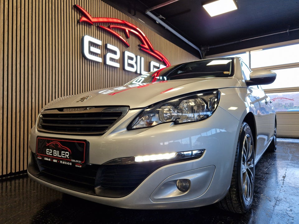 Peugeot 308 1,6 BlueHDi 120 Style SW 5d