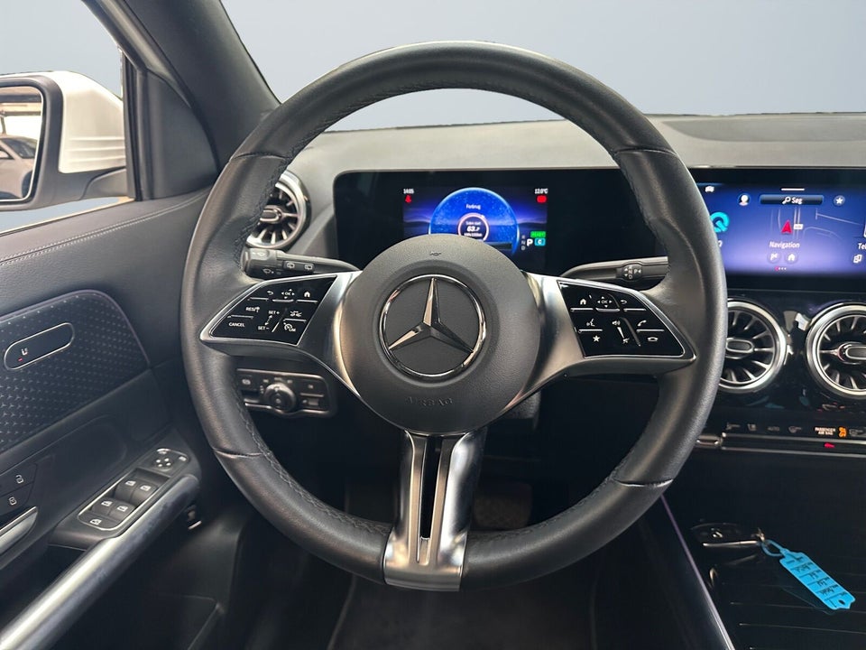 Mercedes EQA250+ Progressive 5d