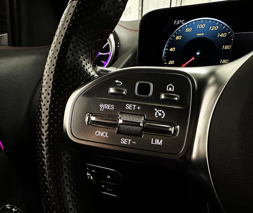 Mercedes EQA250 AMG Line 5d