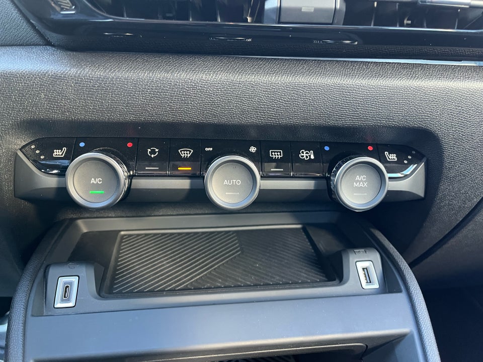 Citroën C4 1,2 PureTech 130 VTR Sport EAT8 5d