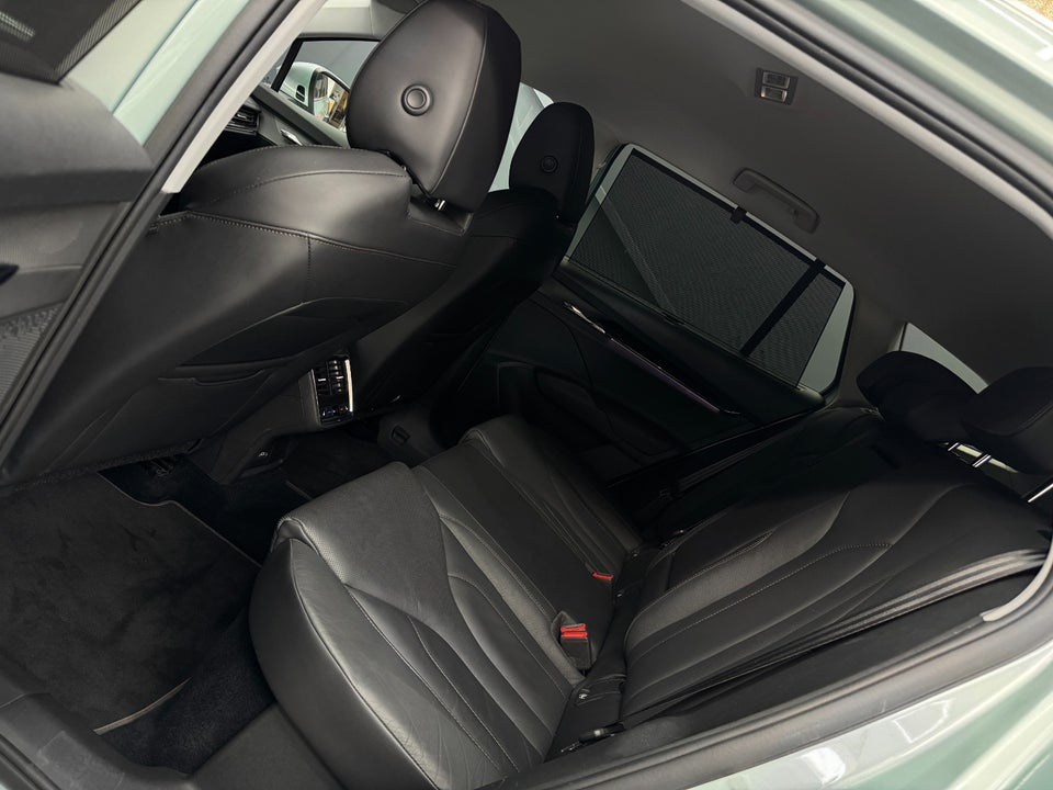 Skoda Enyaq 80 iV Suite 5d