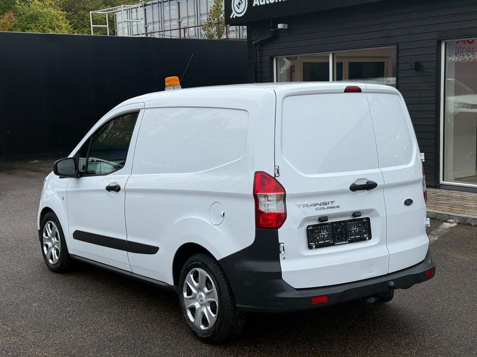 Ford Transit Courier 1,5 TDCi 100 Trend Van 4d