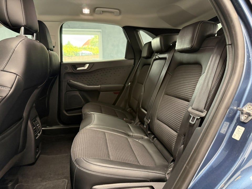 Ford Kuga 2,5 PHEV Titanium X CVT 5d