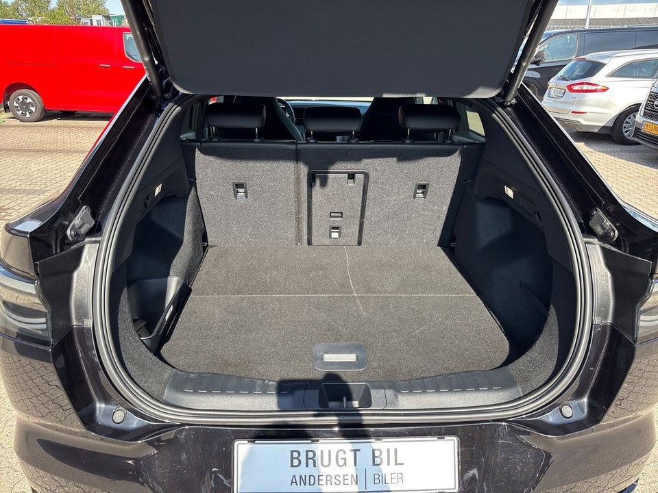 Ford Capri 77 Premium Extended Range 5d