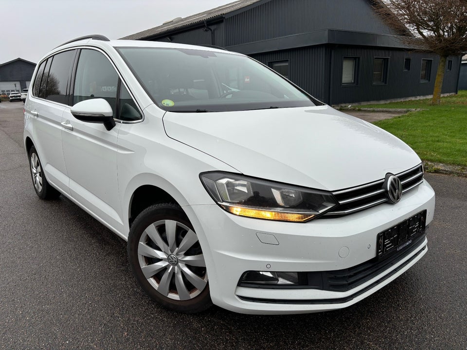 VW Touran 1,6 TDi 110 Comfortline Van 5d