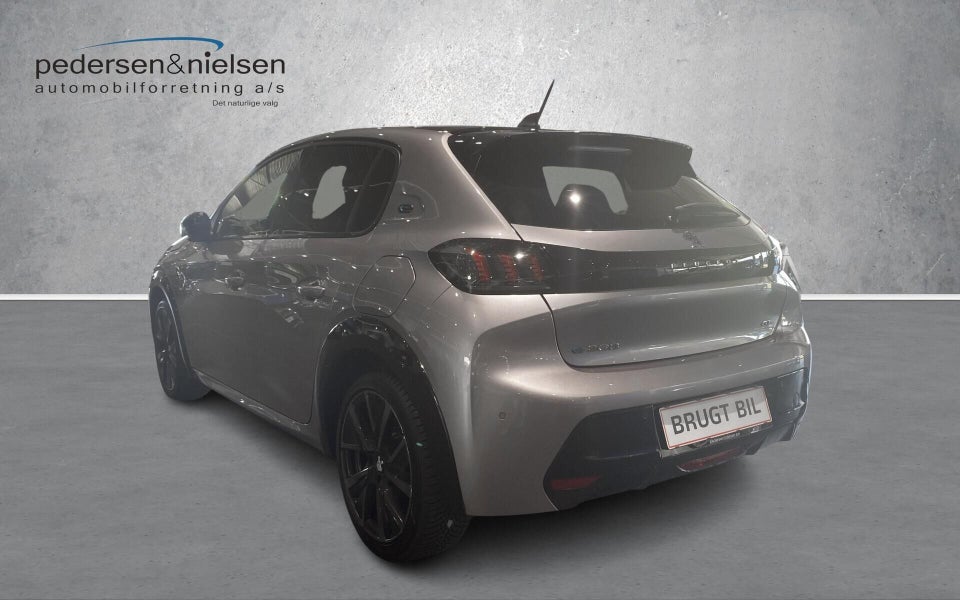 Peugeot e-208 50 GT 5d