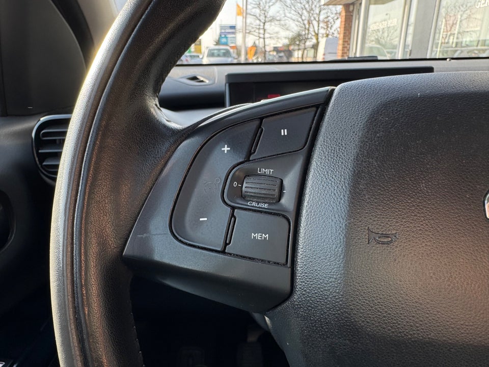 Citroën C4 Cactus 1,6 BlueHDi 100 Cool Comfort 5d