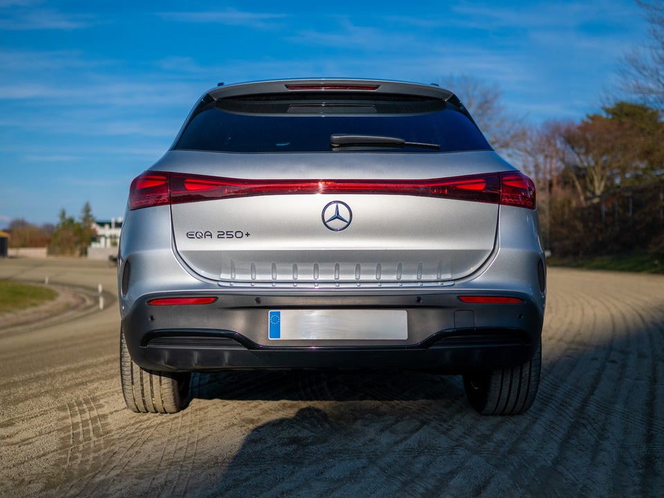 Mercedes EQA250+ AMG Edition 5d